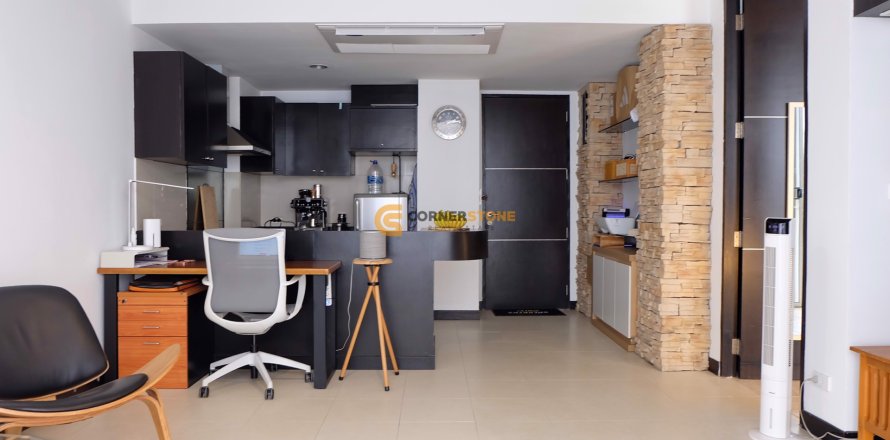 Studio dans le Condo à Pattaya, Thaïlande  № 171362