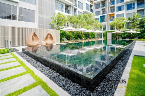 Condo in Bang Tao, Thailand, 1 bedroom № 179247 - photo 2