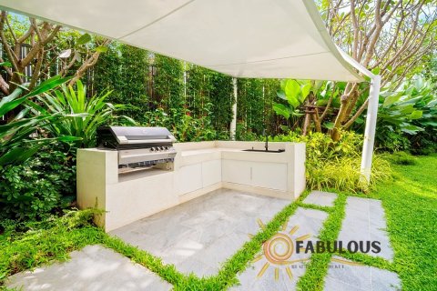 Condo in Bang Tao, Thailand, 1 bedroom № 179247 - photo 3