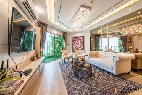 Condo in Bangkok, Thailand, 3 bedrooms  № 184780 - photo 2