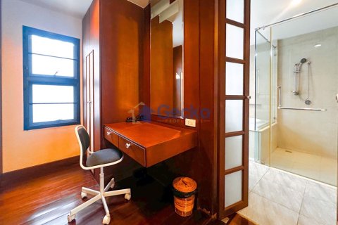 Maison à Pattaya, Thaïlande 4 chambres № 196372 - photo 15