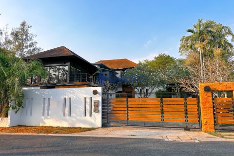 บ้านในพัทยา, ประเทศไทย 4 ห้องนอน № 196371 - รูปถ่าย 5
