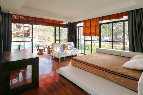 บ้านในพัทยา, ประเทศไทย 4 ห้องนอน № 196371 - รูปถ่าย 17