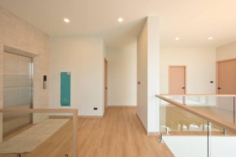 House in Ko Kaeo, Thailand 4 bedrooms № 119426 - photo 9