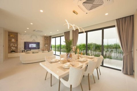 House in Ko Kaeo, Thailand 4 bedrooms № 119426 - photo 6
