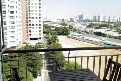 Кондоминиум с 2 спальнями в Хуай Кванге, Бангкок, Таиланд № 148621 - фото 6