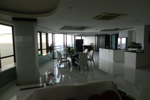 Penthouse à Pattaya, Thaïlande 2 chambres № 148620 - photo 13