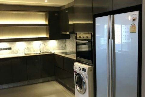 Condo à Bangkok, Thaïlande, 1 chambre  № 143884 - photo 5