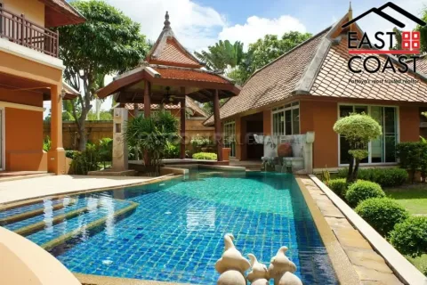 Haus in Pattaya, Thailand 5 Schlafzimmer № 213838 - Foto 2