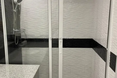 Condominio de 1 dormitorio en Pattaya, Tailandia № 212316 - foto 6