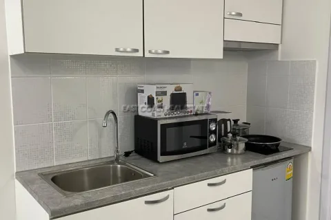 Condominio de 1 dormitorio en Pattaya, Tailandia № 212316 - foto 4
