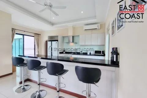 Casa de 4 dormitorios en Pattaya, Tailandia № 212315 - foto 8