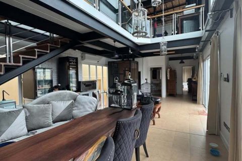 Villa in Phuket, Thailand 3 bedrooms № 155104 - photo 1