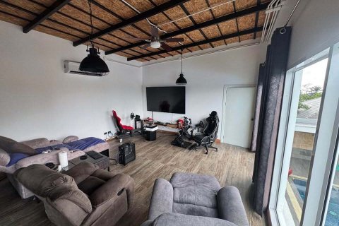 Villa in Phuket, Thailand 3 bedrooms № 155104 - photo 4