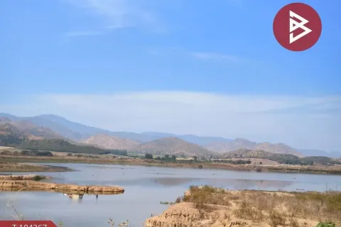 Terrain à Bo Phloi, Thaïlande 597740 m2 № 155099 - photo 5