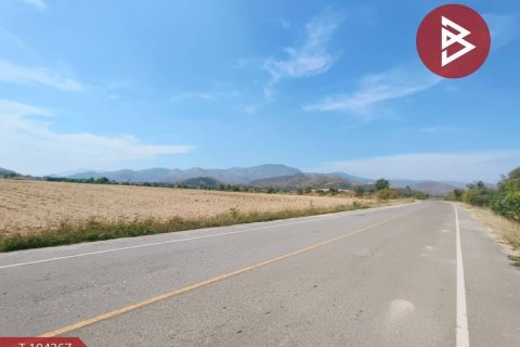 Terrain à Bo Phloi, Thaïlande 597740 m2 № 155099 - photo 3