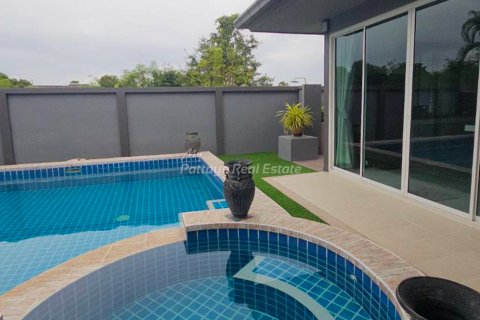 Дом в Банг Ламунге, Таиланд с 3 спальнями  № 152487 - фото 2