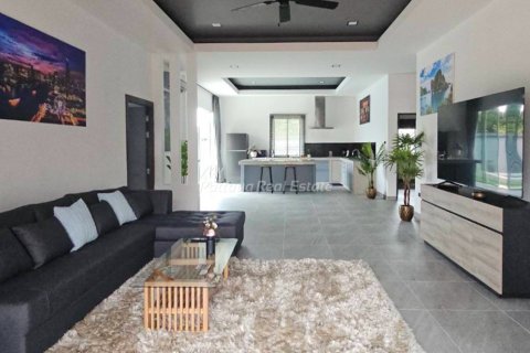 Дом в Банг Ламунге, Таиланд с 3 спальнями  № 152487 - фото 7