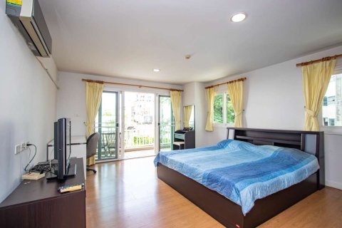 Condo à Chiang Mai, Thaïlande, 1 chambre  № 135277 - photo 6
