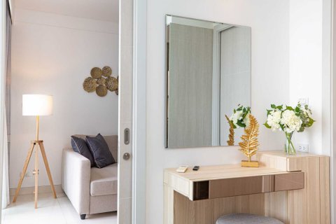 Condo in Bang Tao, Thailand, 1 bedroom  № 135279 - photo 4