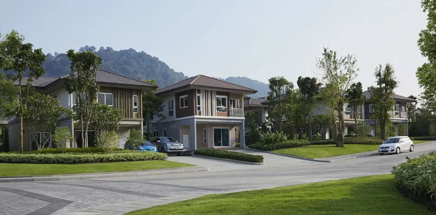 Villa in Phuket, Thailand 3 bedrooms № 135276