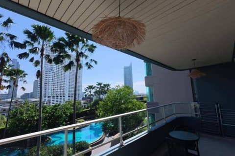 Кондоминиум с 3 спальнями в Кхлонг Сане, Бангкок, Таиланд № 153335 - фото 10