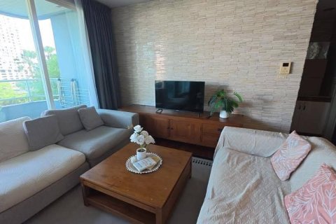 Кондоминиум с 3 спальнями в Кхлонг Сане, Бангкок, Таиланд № 153335 - фото 3