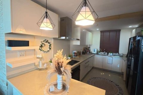 Кондоминиум с 3 спальнями в Кхлонг Сане, Бангкок, Таиланд № 153335 - фото 7