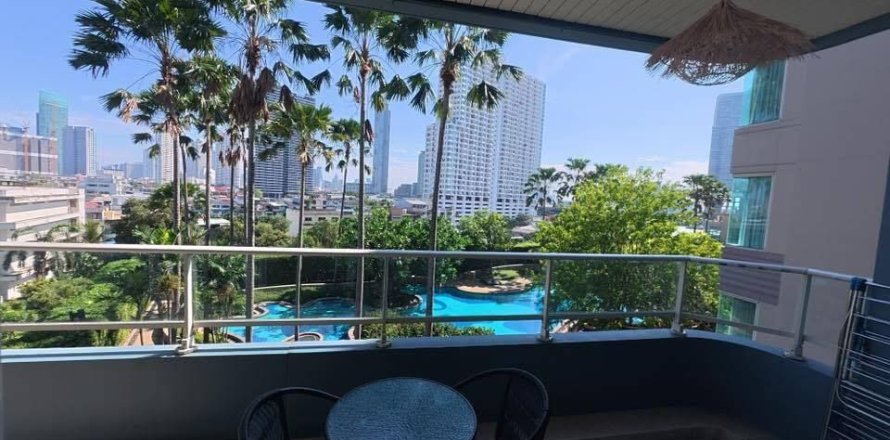 Кондоминиум с 3 спальнями в Кхлонг Сане, Бангкок, Таиланд № 153335