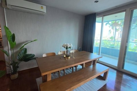 Кондоминиум с 3 спальнями в Кхлонг Сане, Бангкок, Таиланд № 153335 - фото 4