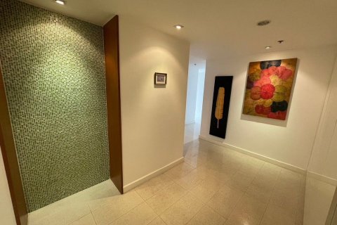 Кондоминиум с 2 спальнями в Ваттхане, Бангкок, Таиланд № 153332 - фото 7