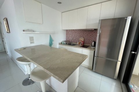 Кондоминиум с 2 спальнями в Ваттхане, Бангкок, Таиланд № 153332 - фото 5