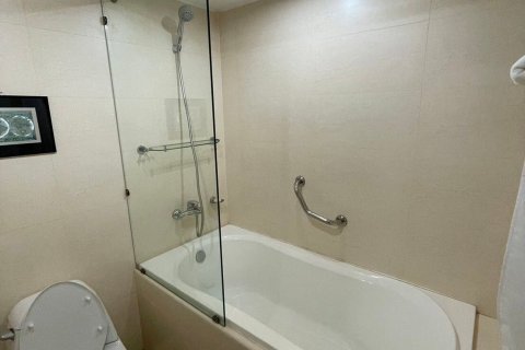 Кондоминиум с 2 спальнями в Ваттхане, Бангкок, Таиланд № 153332 - фото 11