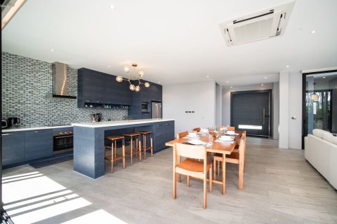 Вилла в Пхукете, Таиланд с 3 спальнями  № 153330 - фото 9