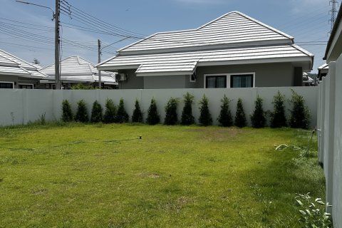 House in Hua Hin, Thailand 3 bedrooms № 158326 - photo 3