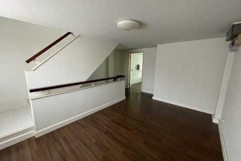 Townhouse in Thung Khru, Bangkok, Thailand 3 bedrooms № 158329 - photo 7