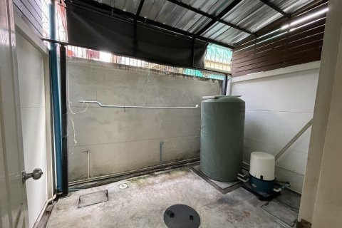 Townhouse in Thung Khru, Bangkok, Thailand 3 bedrooms № 158329 - photo 3