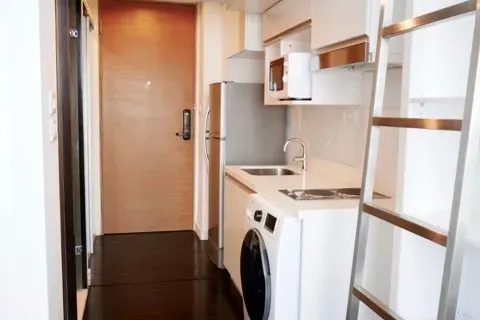 Studio in Khlong Toei, Bangkok, Thailand № 158331 - photo 3