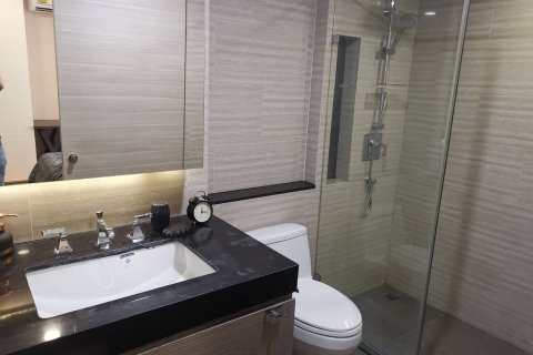 Studio in the Condo in Pathum Wan, Bangkok, Thailand  № 158328 - photo 4