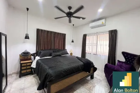 Casa de 3 dormitorios en Pattaya, Tailandia № 211483 - foto 5