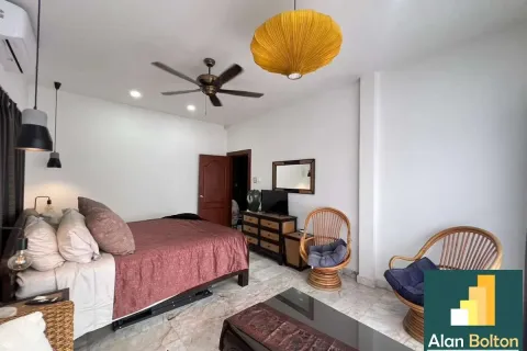 Casa de 3 dormitorios en Pattaya, Tailandia № 211483 - foto 7
