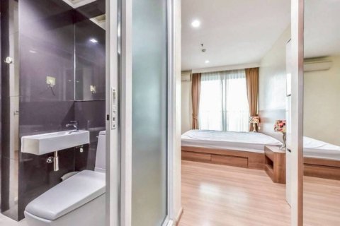 Condo in Bangkok, Thailand, 1 bedroom  № 149567 - photo 10