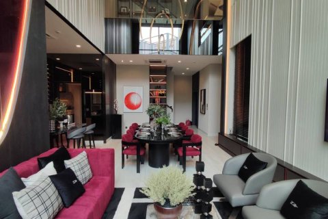 Пентхаус в Бангне, Бангкок, Таиланд с 5 спальнями № 149565 - фото 1