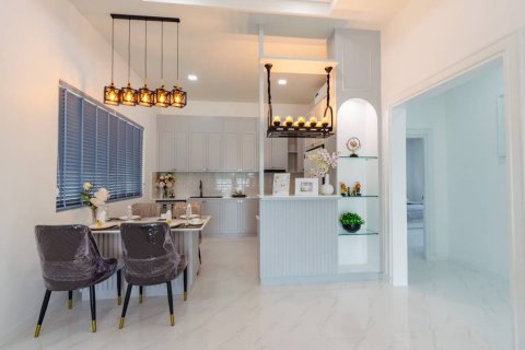 Villa in Hua Hin, Thailand 3 bedrooms № 149564 - photo 8