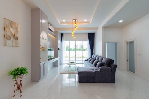Villa in Hua Hin, Thailand 3 bedrooms № 149564 - photo 7