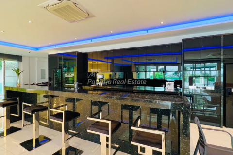 House in Bang Lamung, Thailand 10 bedrooms № 135213 - photo 7