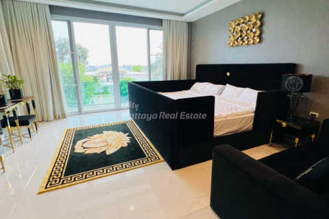 House in Bang Lamung, Thailand 10 bedrooms № 135213 - photo 9