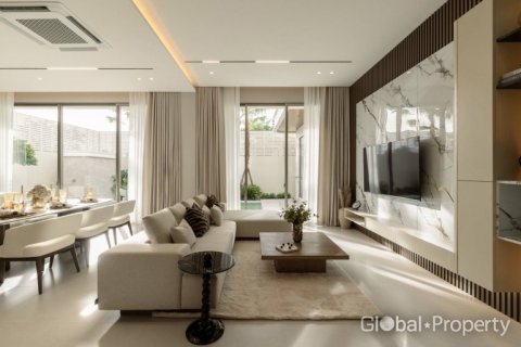 Дом в Паттайе, Таиланд с 4 спальнями  № 135216 - фото 6