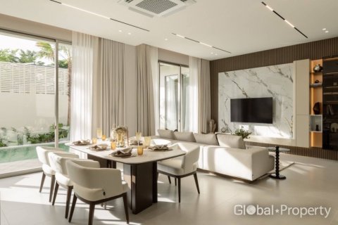 Дом в Паттайе, Таиланд с 4 спальнями  № 135216 - фото 5