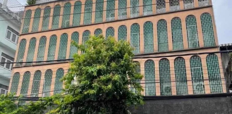 Шопхаус в Кхлонг Сане, Бангкок, Таиланд  № 142352